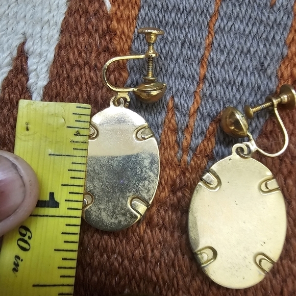 Vintage Needlepoint Cottagecore Flower Floral Earrings & Brooch Set - Picture 8 of 8